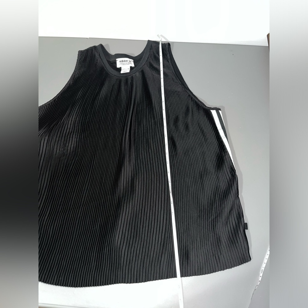 3/25$ (Mix)Adidas’ Fashion-Forward Lines Tank Top, Size S, Black - Picture 9 of 15